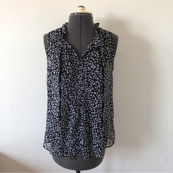 🎀 5/$25 Joe Fresh polka dot print sleeveless blouse sz XS - Picture 5 of 10